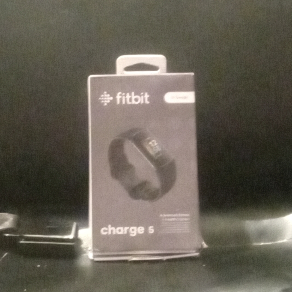 COPY - Fitbit charge 5